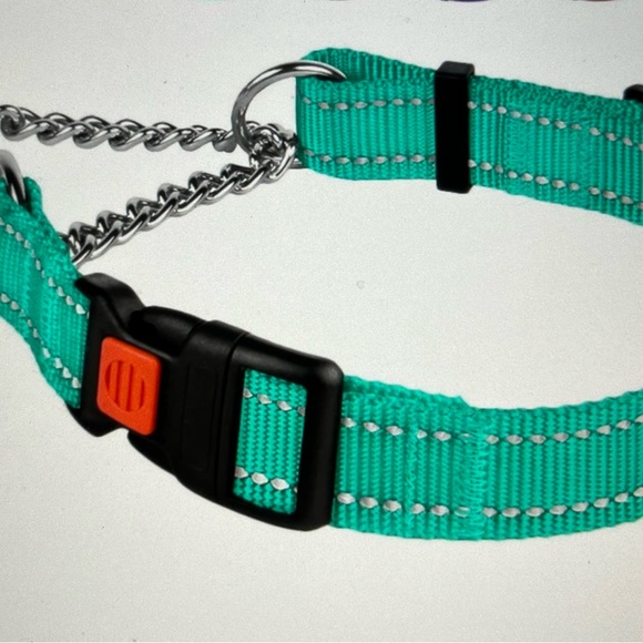 REFLECTIVE DOG COLLAR, nwt - Picture 2 of 11
